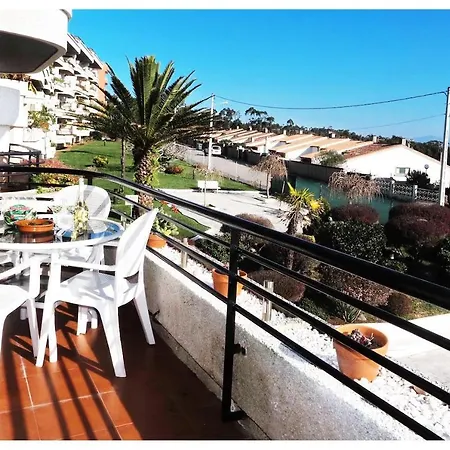 Apartamentos Pedras Negras Grove 3000