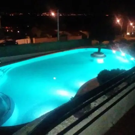 Apartamentos Pedras Negras Grove 3000 Apartment