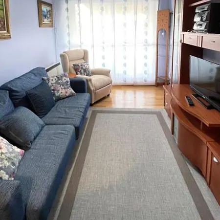 Apartamentos Pedras Negras Grove 3000 Apartment *